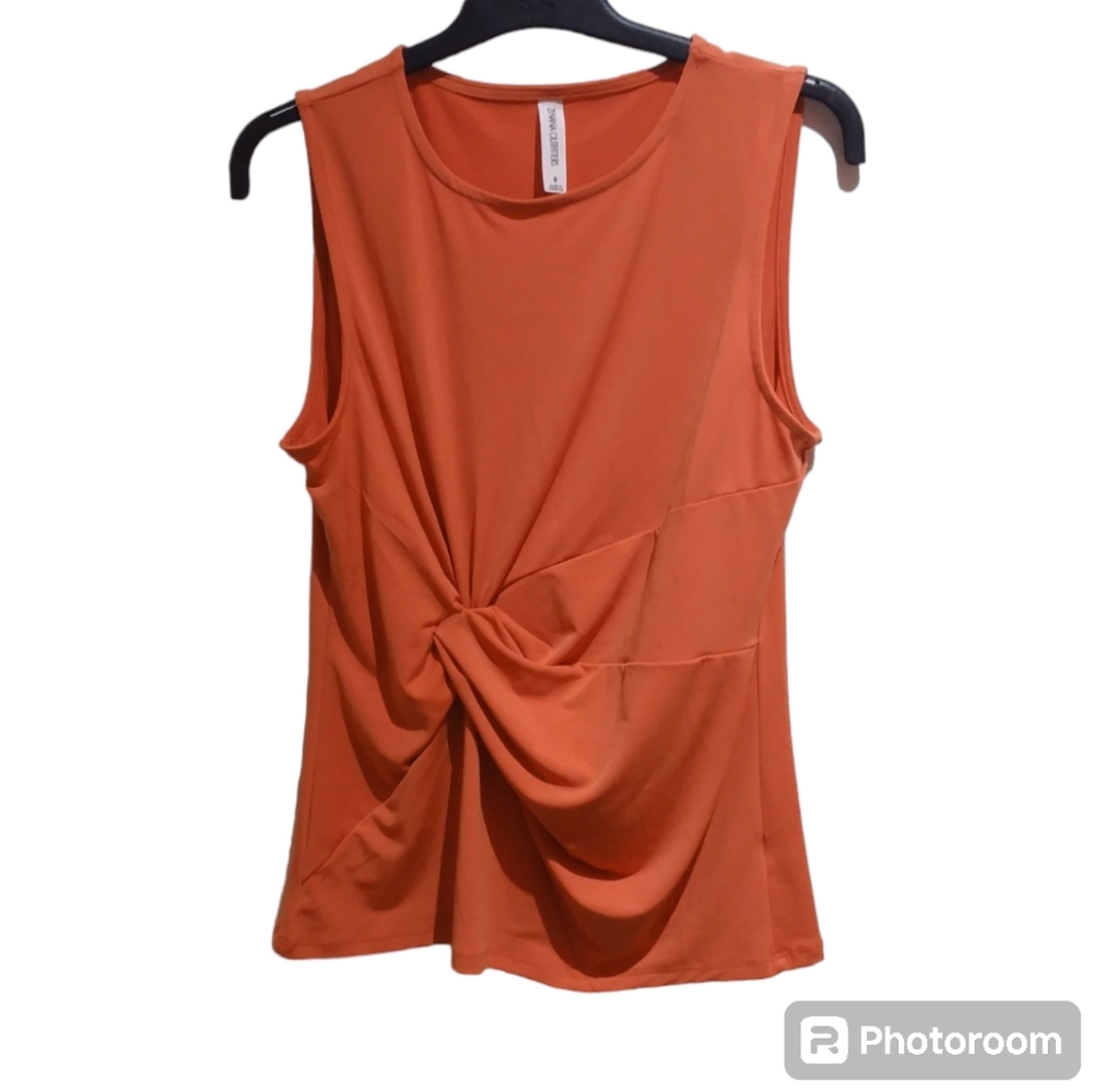 ⭐3/$15  ZENANA OUTFITTERS Ladies Twist Tank Top